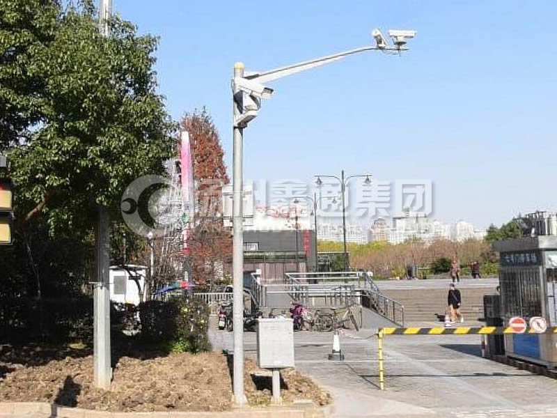 DJG-024，電子警察桿，治安監(jiān)控桿