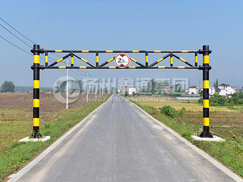 LMJ-020，鄉(xiāng)道限高龍門架