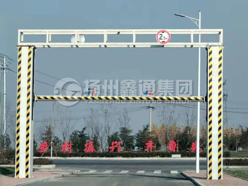 LMJ-028，升降式限高龍門架