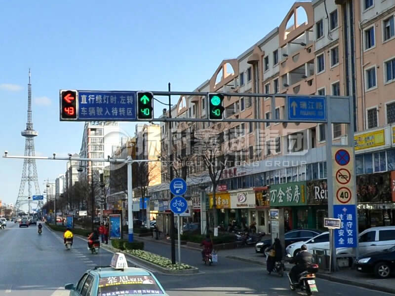 XHDG-022，框架信號(hào)燈桿