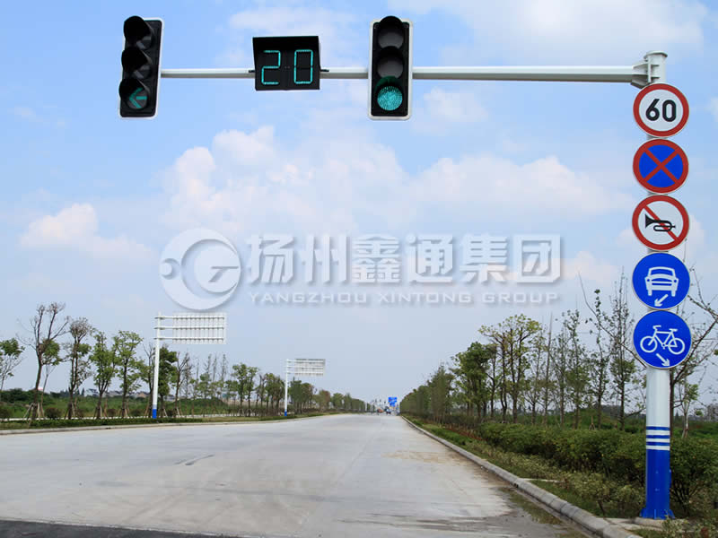 XHDG-036，八棱錐形信號燈桿