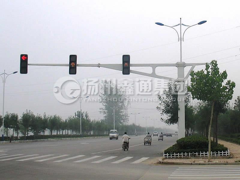 XHDG-042，方桿信號燈桿