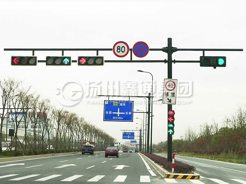 XHDG-056，F(xiàn)型雙臂信號燈桿，杭州信號燈桿